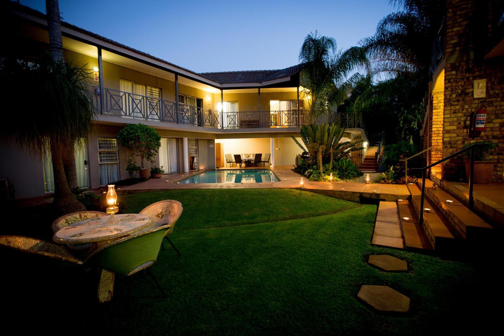 Loerie Guesthouse Hoedspruit Bagian luar foto