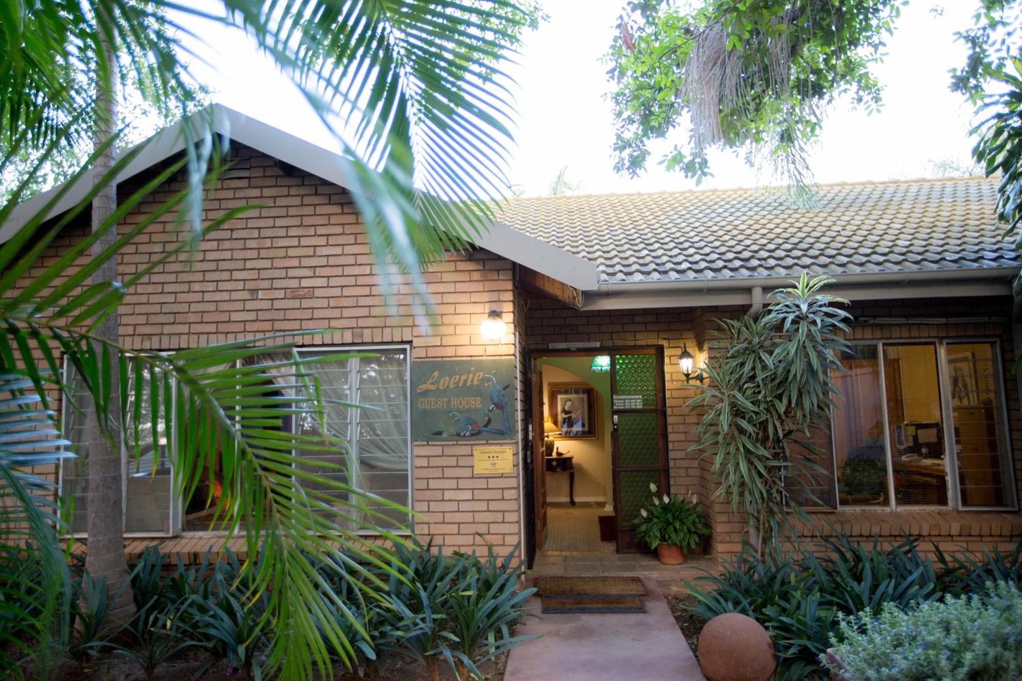 Loerie Guesthouse Hoedspruit Bagian luar foto