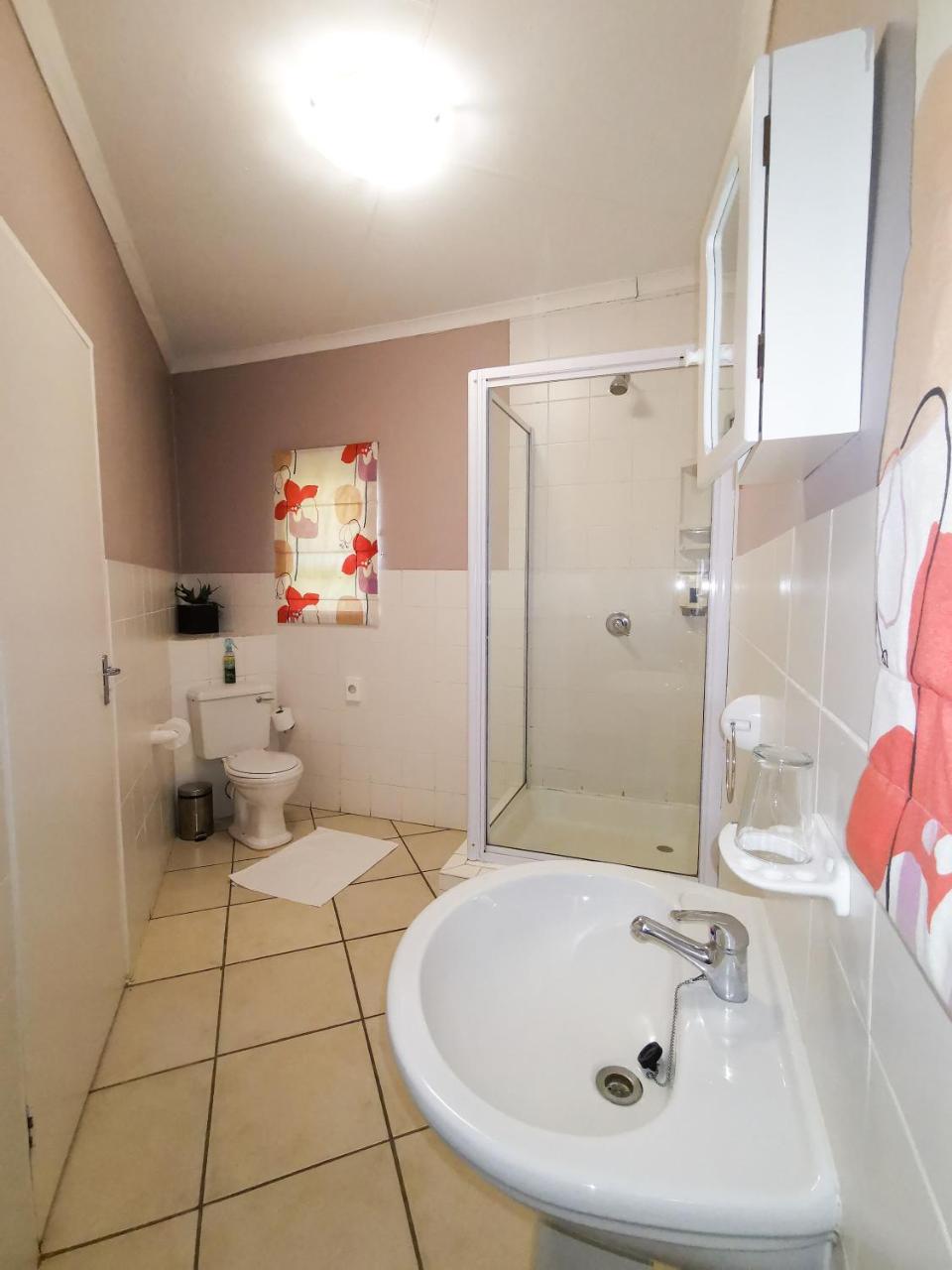 Loerie Guesthouse Hoedspruit Bagian luar foto